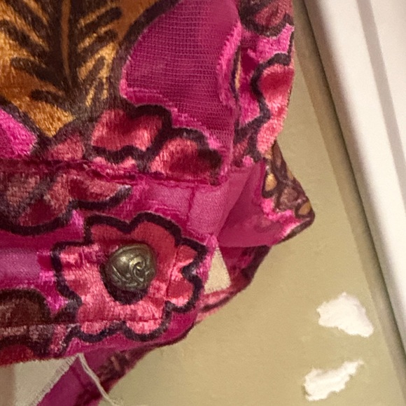 Aratta Fuchsia Floral Blouse - Picture 6 of 8